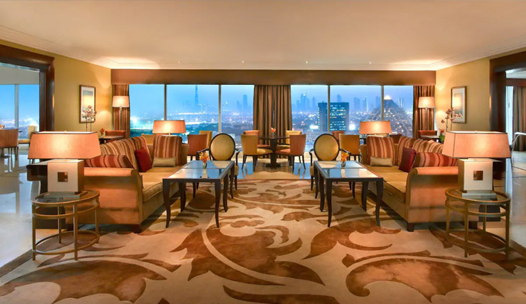 Grand-Hyatt-Grand-Club-Lounge